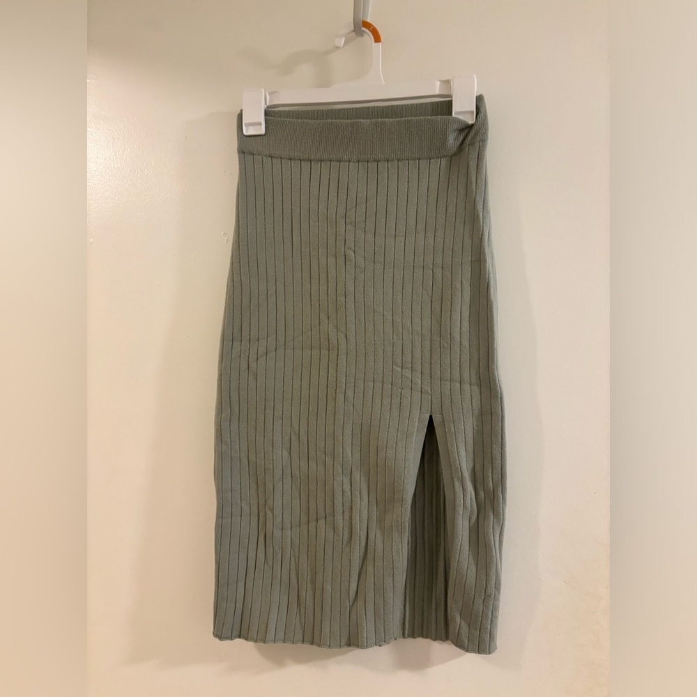 Abercrombie & Fitch Green Ribbed Pencil Skirt for Work